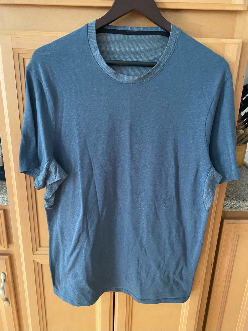 lululemon athletica Men's Short Sleeve Tee in Slate Blue